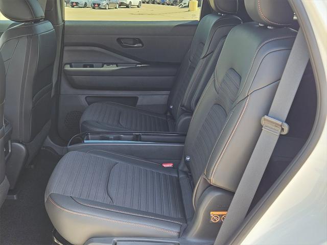 new 2025 Nissan Pathfinder car, priced at $43,799