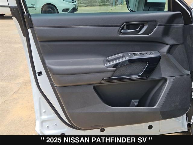 new 2025 Nissan Pathfinder car, priced at $41,656