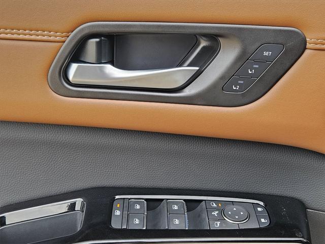 new 2025 Nissan Pathfinder car, priced at $49,336