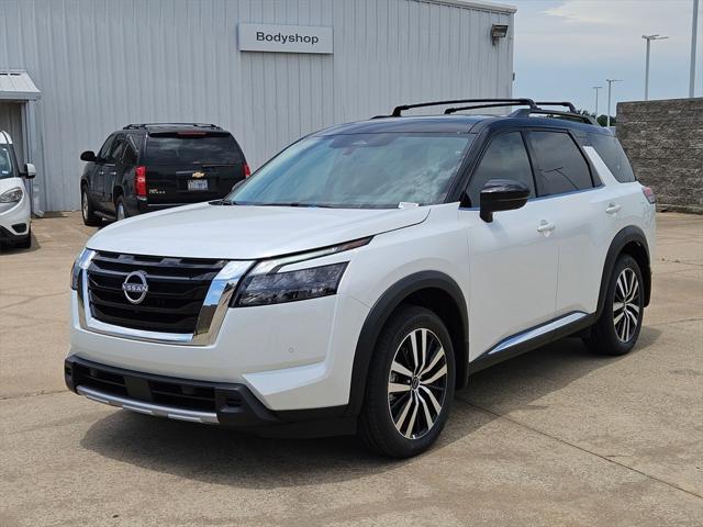 new 2025 Nissan Pathfinder car, priced at $49,336