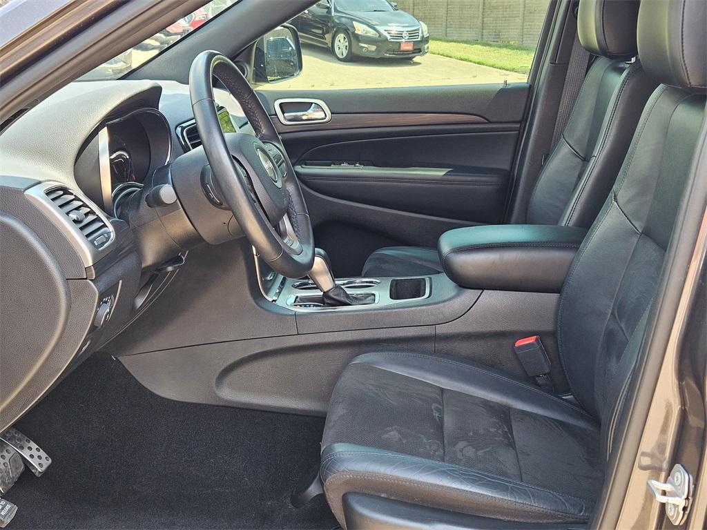 used 2020 Jeep Grand Cherokee car, priced at $24,654