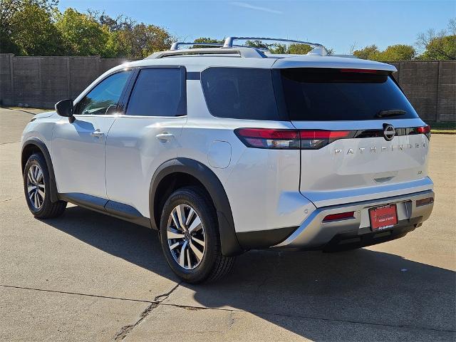 new 2025 Nissan Pathfinder car, priced at $41,513