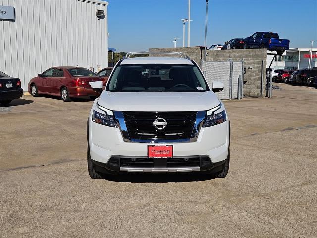 new 2025 Nissan Pathfinder car, priced at $41,513