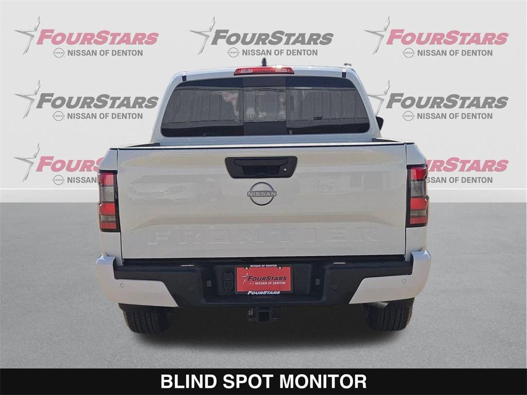 new 2025 Nissan Frontier car, priced at $35,006
