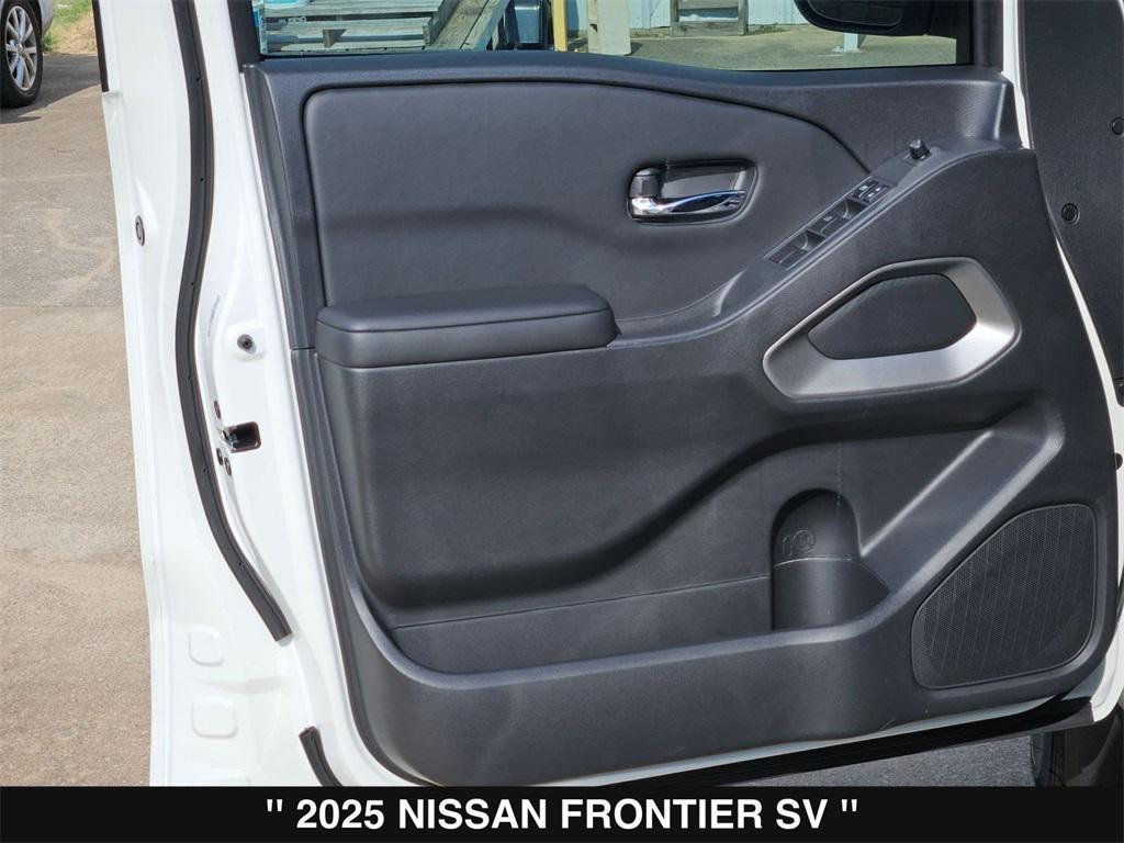 new 2025 Nissan Frontier car, priced at $35,006