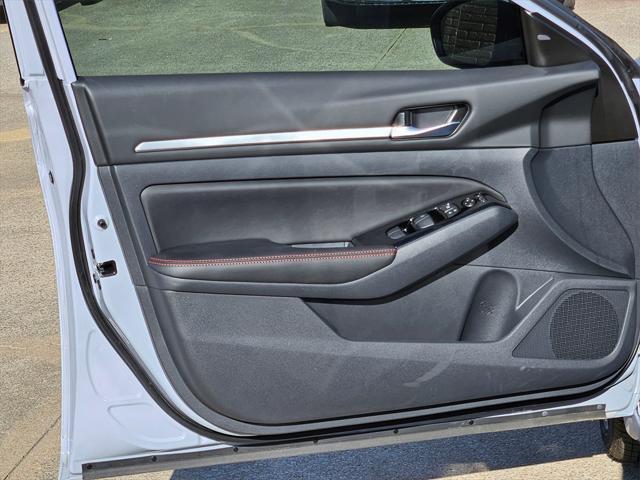 new 2025 Nissan Altima car, priced at $29,109