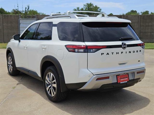 new 2024 Nissan Pathfinder car, priced at $42,138