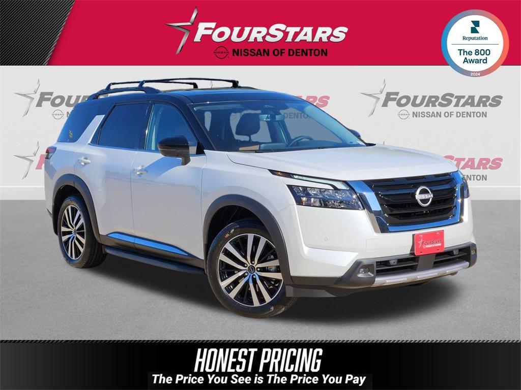 new 2025 Nissan Pathfinder car, priced at $44,317