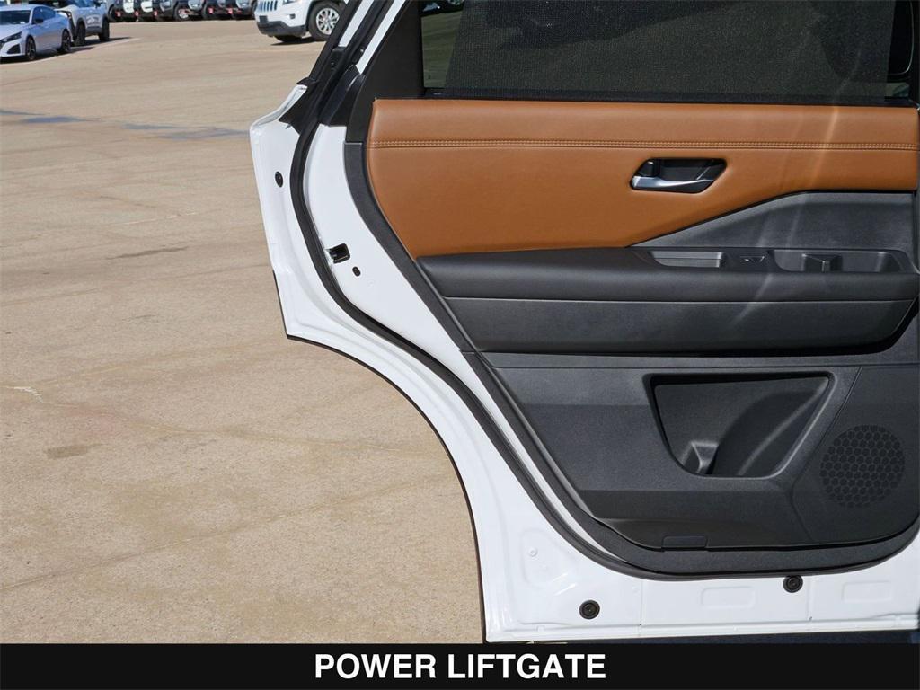 new 2025 Nissan Pathfinder car, priced at $44,317