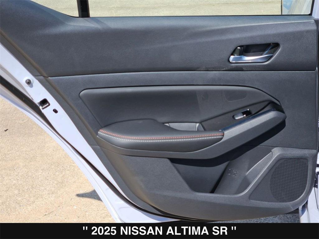 new 2025 Nissan Altima car, priced at $31,580