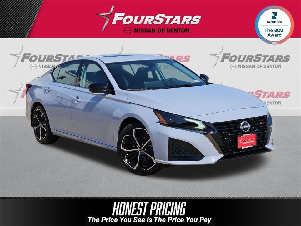 new 2025 Nissan Altima car, priced at $31,580