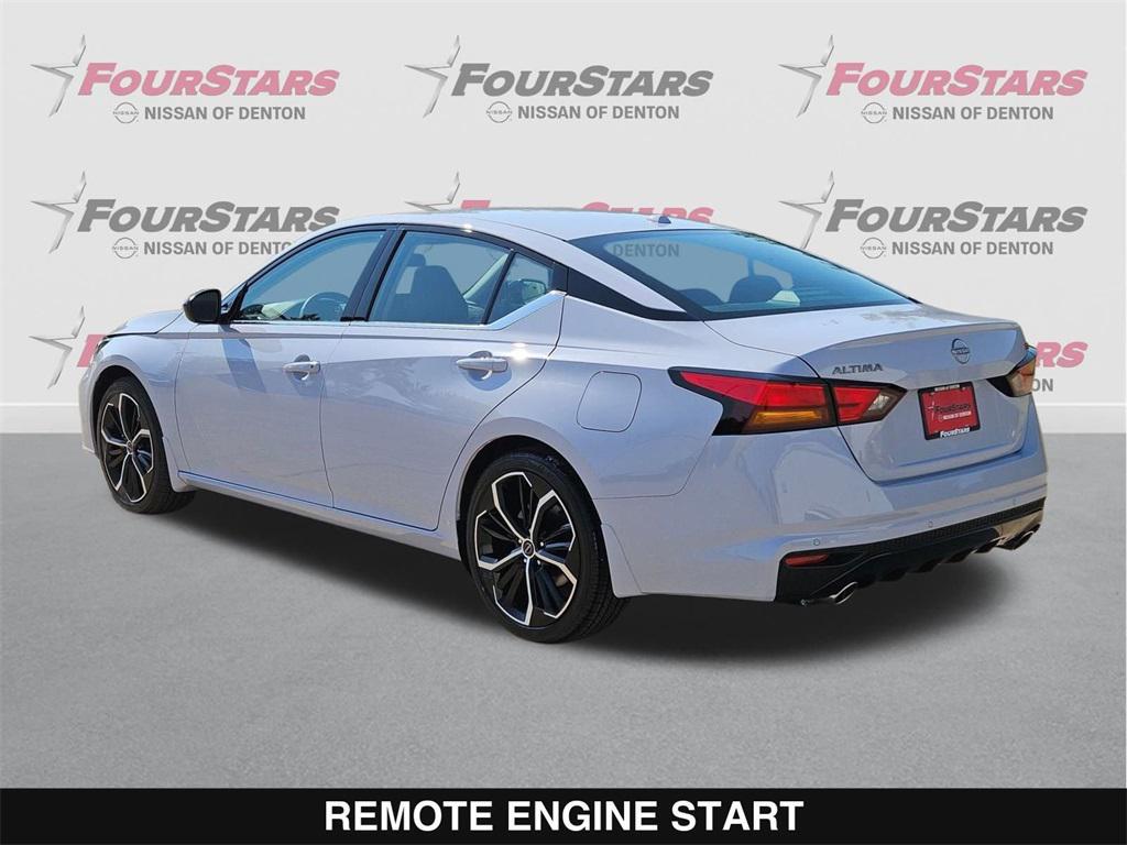 new 2025 Nissan Altima car, priced at $31,580