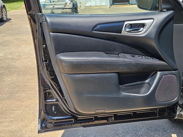 used 2020 Nissan Pathfinder car, priced at $17,943