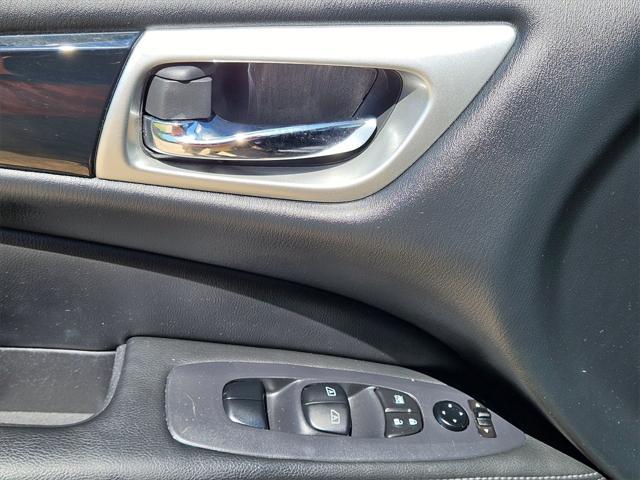 used 2020 Nissan Pathfinder car, priced at $17,943