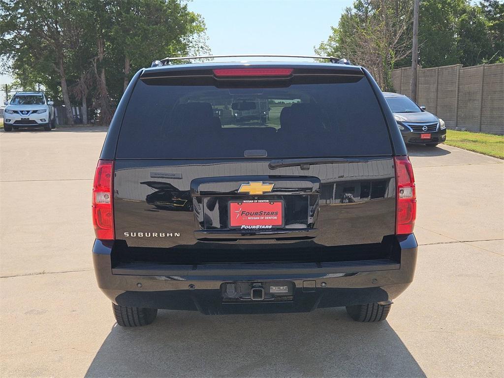 used 2014 Chevrolet Suburban car, priced at $14,125