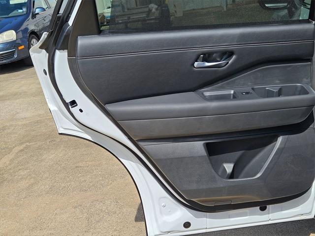 new 2025 Nissan Pathfinder car, priced at $44,194