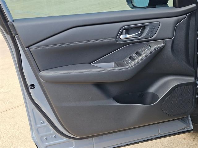 new 2025 Nissan Rogue car, priced at $37,691