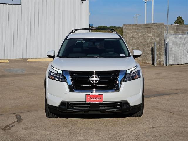 new 2025 Nissan Pathfinder car, priced at $38,552