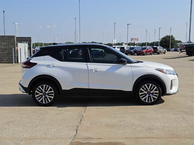 new 2024 Nissan Kicks car, priced at $23,704