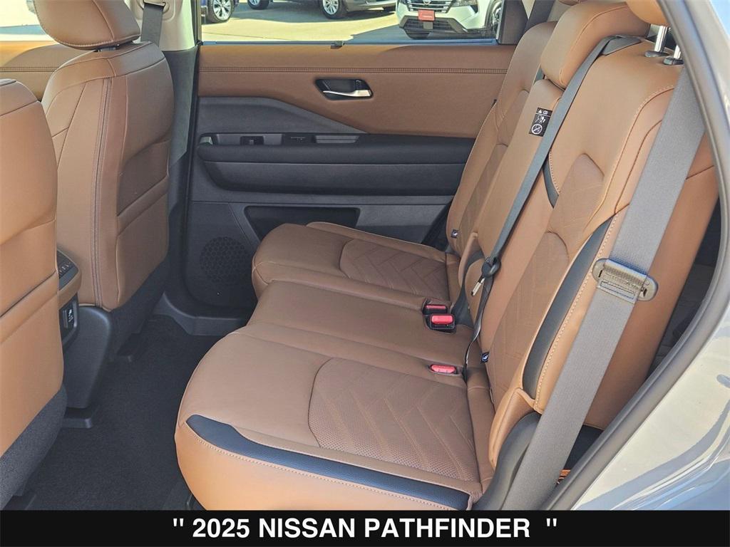 new 2025 Nissan Pathfinder car, priced at $44,256