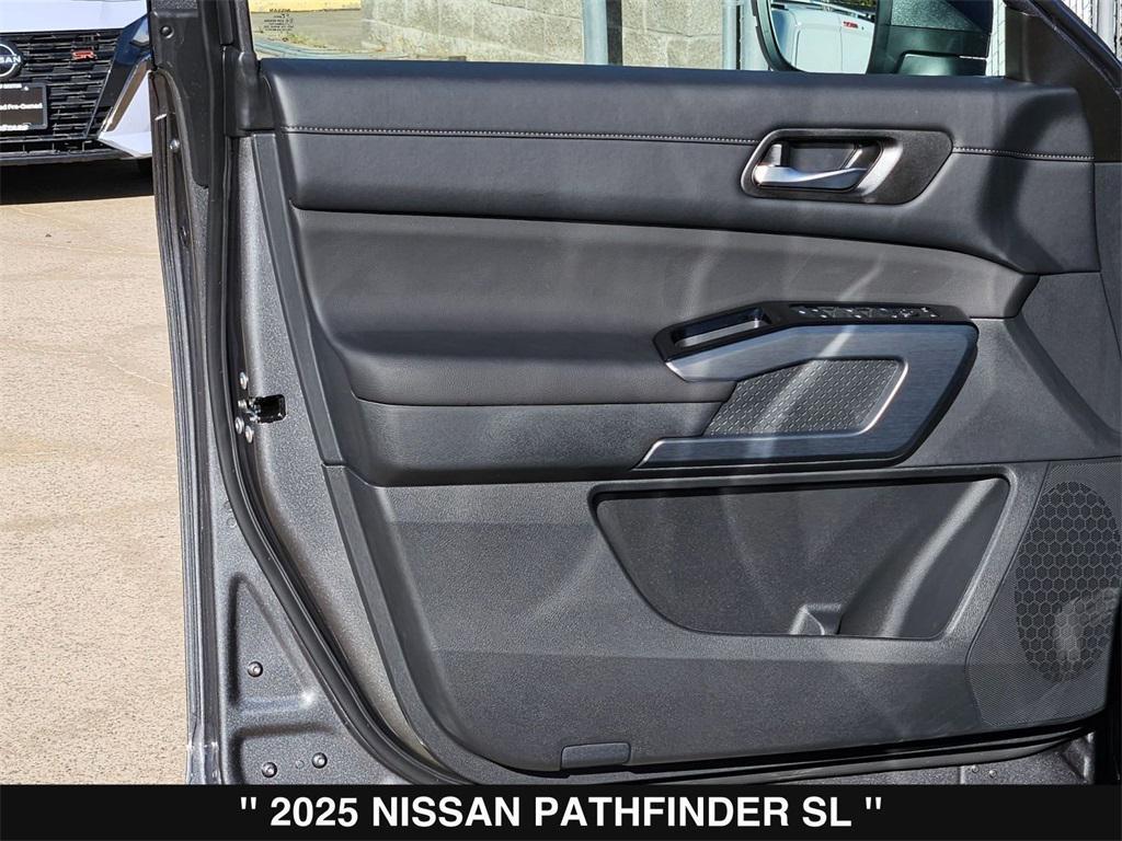 new 2025 Nissan Pathfinder car, priced at $35,866