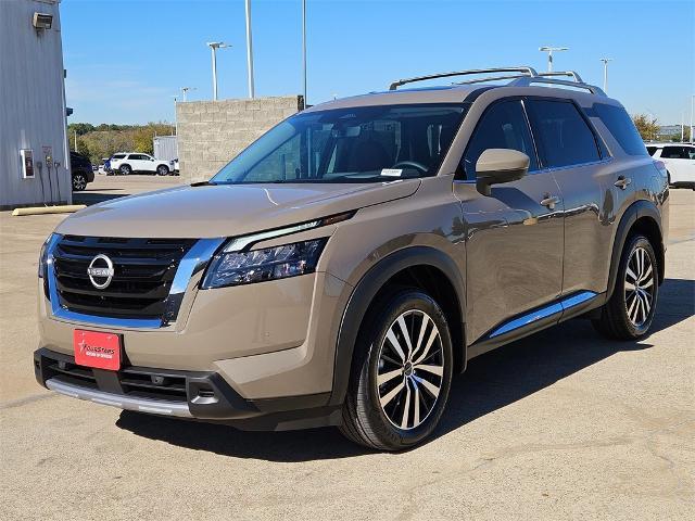 new 2025 Nissan Pathfinder car, priced at $49,551