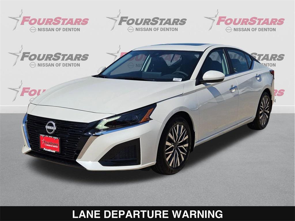 new 2025 Nissan Altima car, priced at $29,299