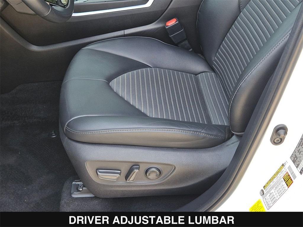used 2021 Toyota Highlander car, priced at $33,966
