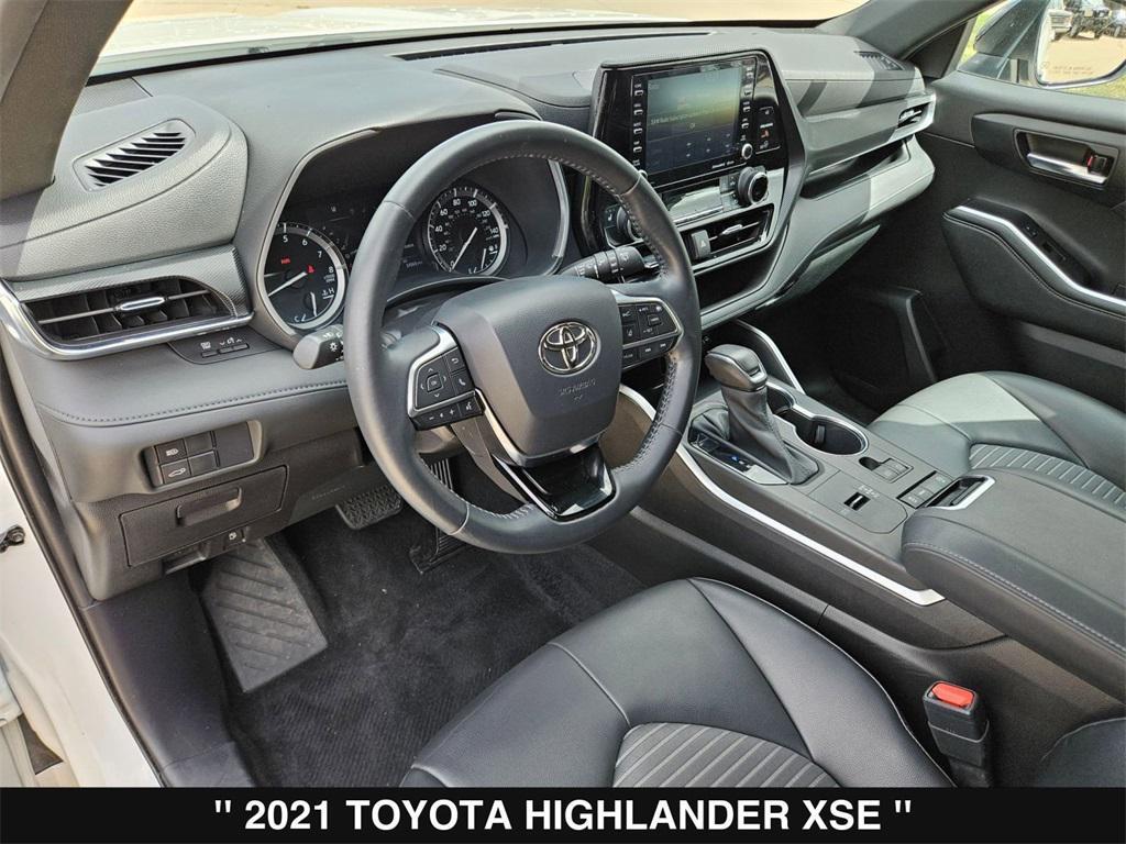 used 2021 Toyota Highlander car, priced at $33,966