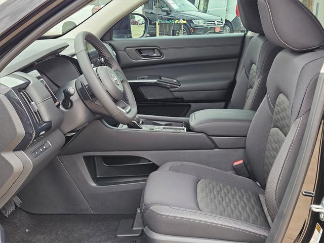 new 2025 Nissan Pathfinder car, priced at $39,269