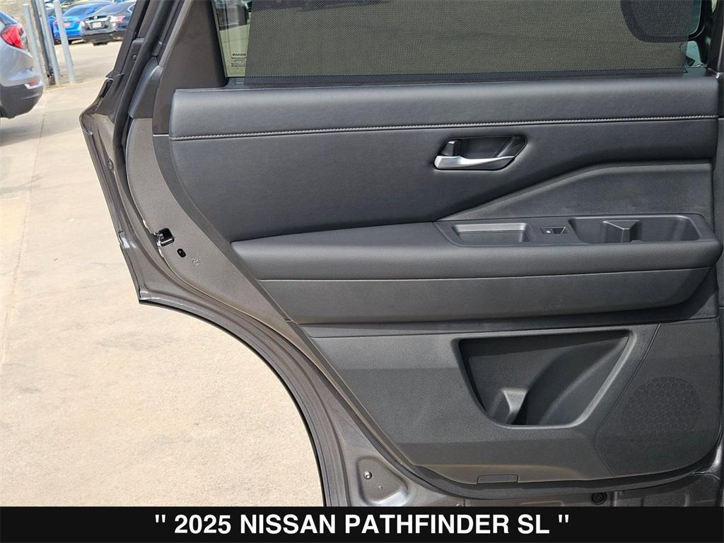 new 2025 Nissan Pathfinder car, priced at $37,105