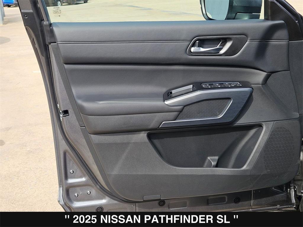 new 2025 Nissan Pathfinder car, priced at $37,105