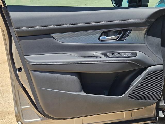 new 2025 Nissan Murano car, priced at $45,715