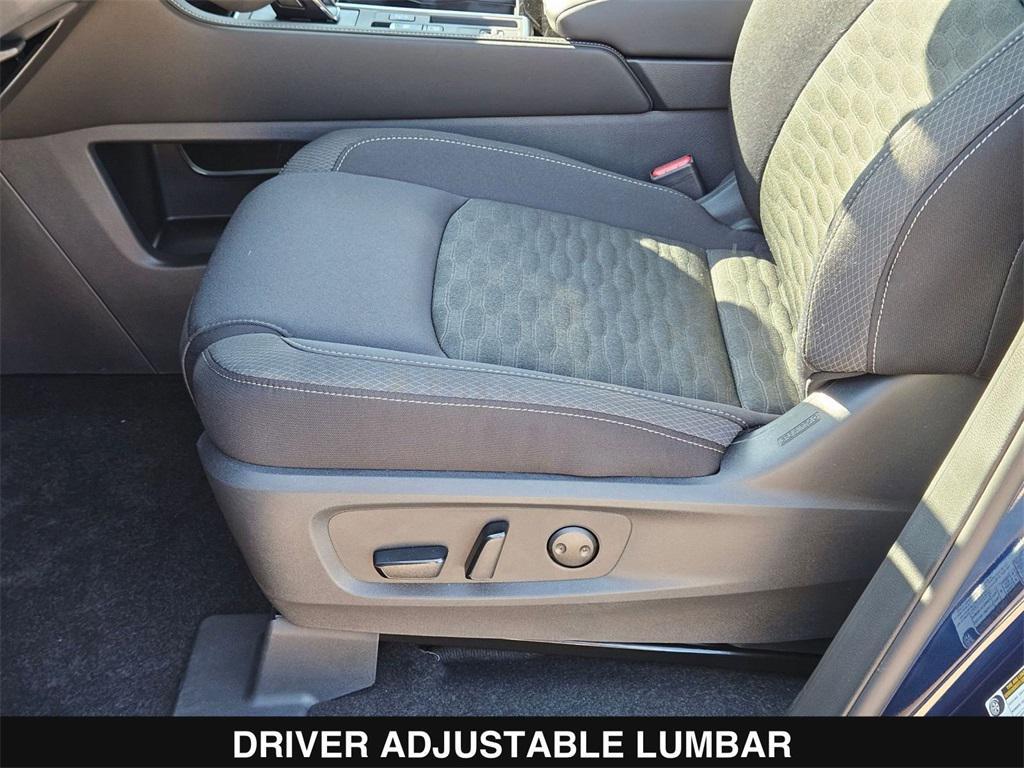 new 2025 Nissan Pathfinder car, priced at $34,377