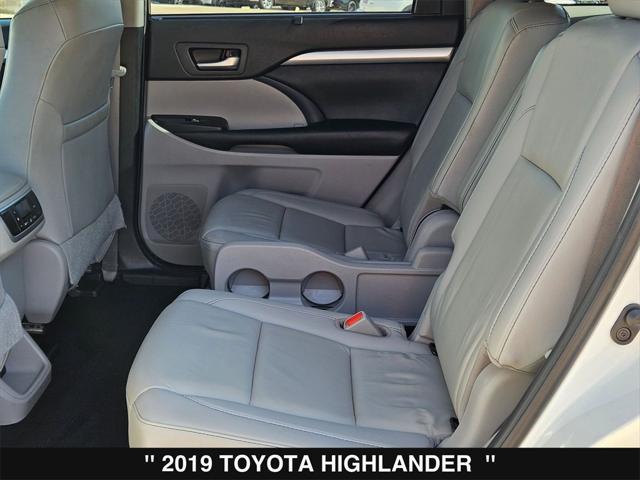 used 2019 Toyota Highlander car, priced at $26,985