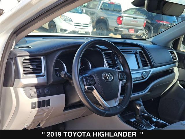 used 2019 Toyota Highlander car, priced at $26,985