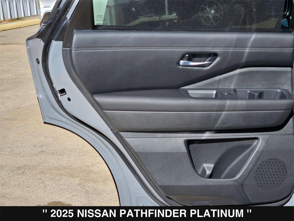 new 2025 Nissan Pathfinder car, priced at $45,424