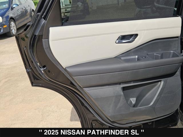 new 2025 Nissan Pathfinder car, priced at $44,650