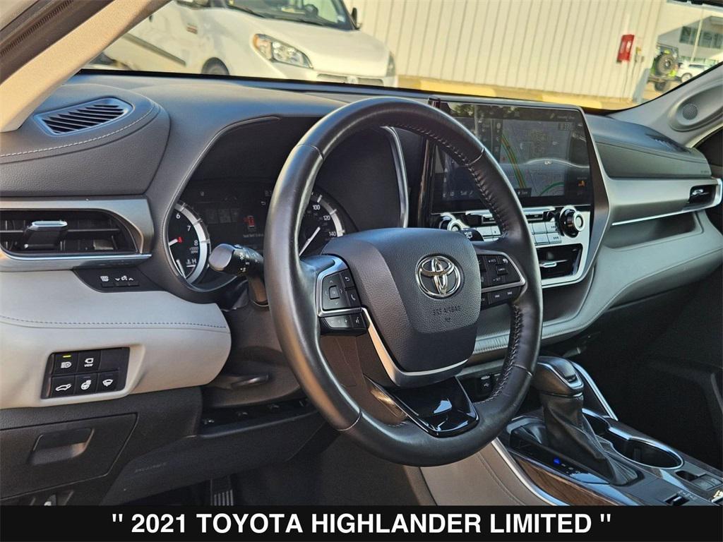 used 2021 Toyota Highlander car, priced at $28,494