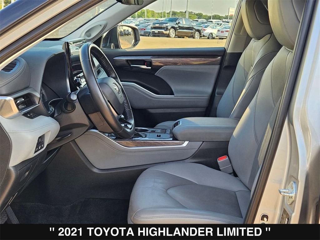 used 2021 Toyota Highlander car, priced at $28,494