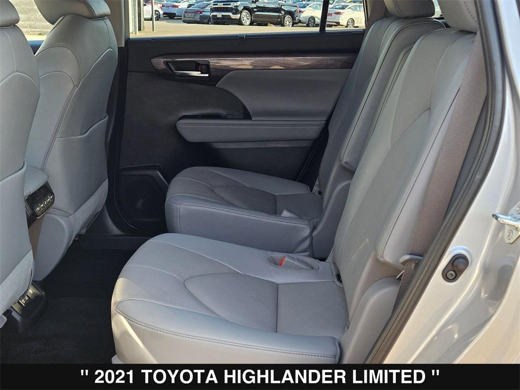 used 2021 Toyota Highlander car, priced at $28,494