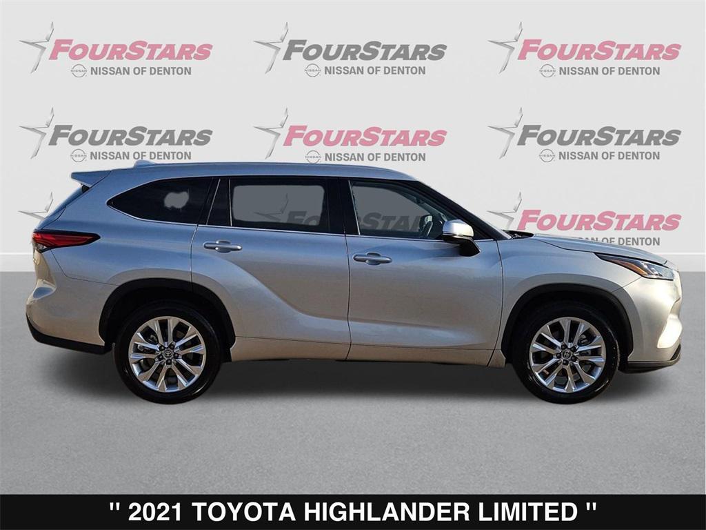 used 2021 Toyota Highlander car, priced at $28,494