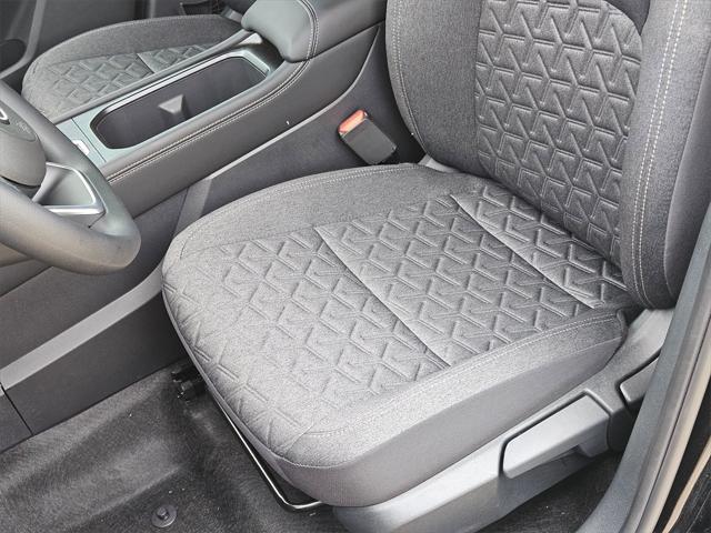 new 2025 Nissan Kicks car, priced at $26,266