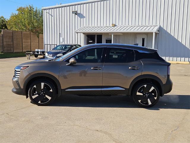 new 2025 Nissan Kicks car, priced at $30,926