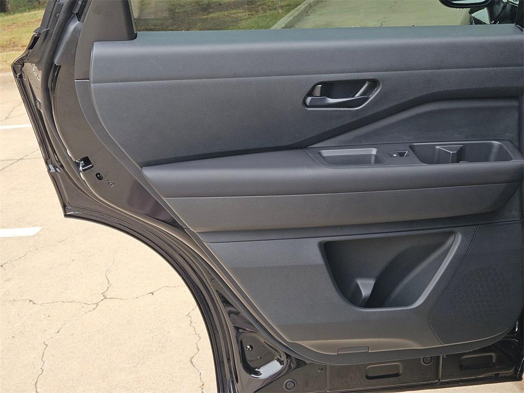 new 2025 Nissan Pathfinder car, priced at $34,461