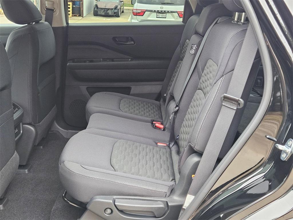 new 2025 Nissan Pathfinder car, priced at $34,461