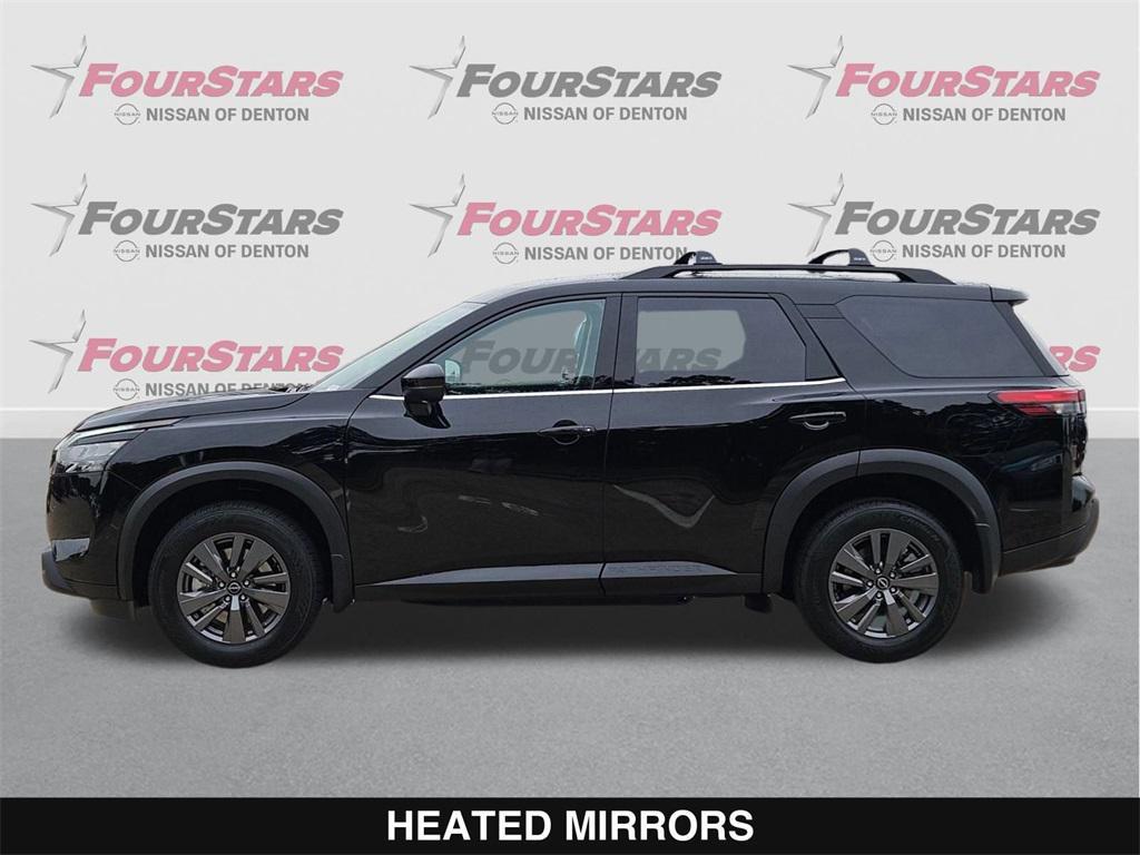 new 2025 Nissan Pathfinder car, priced at $33,202