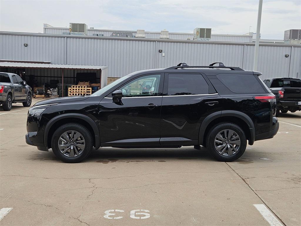 new 2025 Nissan Pathfinder car, priced at $34,461