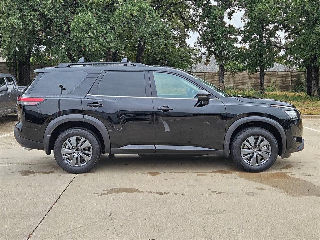 new 2025 Nissan Pathfinder car, priced at $34,461