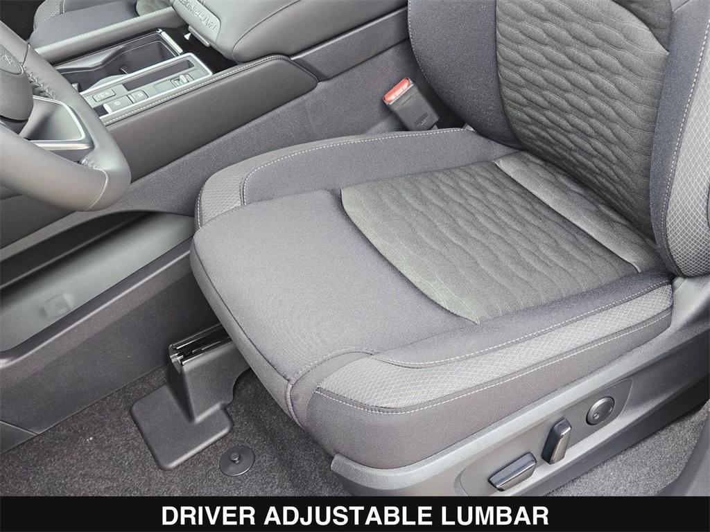 new 2025 Nissan Pathfinder car, priced at $33,202